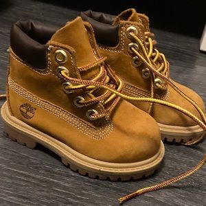 Size 4/5C Timberland boots